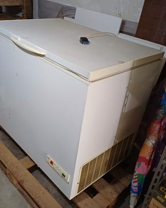 Freezer a pozzetto 