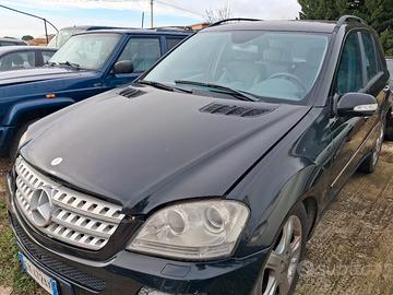 cofano anteriore MERCEDES ML W164 colore nero
