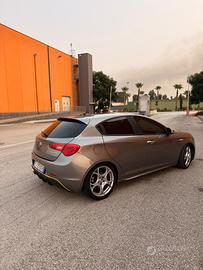 alfa romeo giulietta 1.6 120 cv