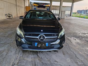 Mercedes Benz A180d Sport my2016