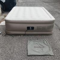 Materasso matrimoniale con pompa elettrica integra