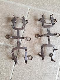 coppia vecchi ramponi