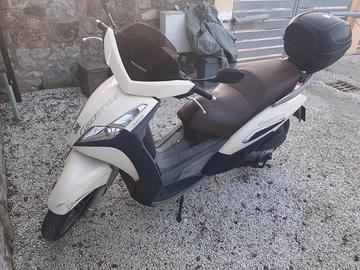 Peugeot Geopolis 300 - 2013