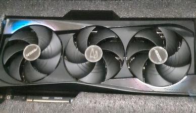 5090 RTX Aorus Master Garanzia e Certificato