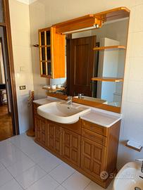 Mobile bagno in legno + sanitari Pozzi + rubinetti