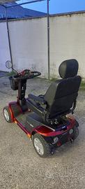 Scooter elettrico per anziani e disabili