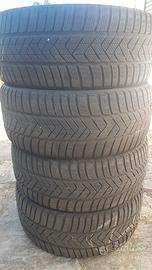 4 pneumatici invern. Pirelli Sottozero235/35R2092W