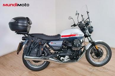 MOTO GUZZI V7 SPECIAL 850 - 2023