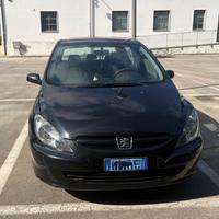 Peugeot 307 del 2005 -  neopatentati / lavoro