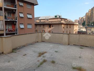 3 LOCALI A GENOVA