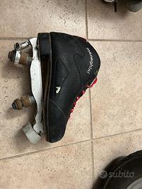 Pattini da hockey su pista e accessori pattinaggio