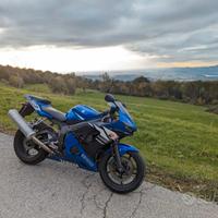 Yamaha YZF R6 - 2004