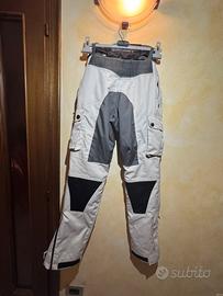 ABBIGLIAMENTO MOTO