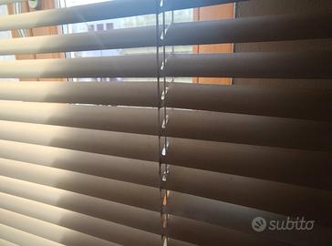 Tenda veneziana lamelle orientabili 125 x 215
