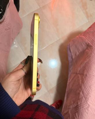 Iphone 14plus colore giallo