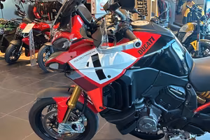 Ducati Multistrada V4 Ms pikes peak my2023