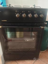 cucina con forno a gas