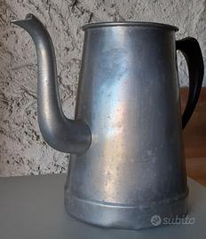 Bollitore/bricco vintage in metallo