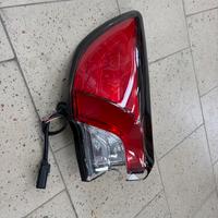 Faro ford kuga post sx