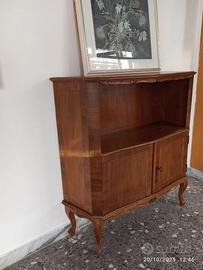 Mobiletto in legno