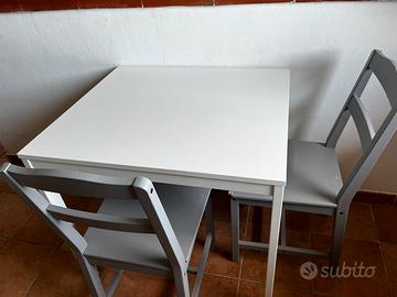 Tavolo allungabile + sedie