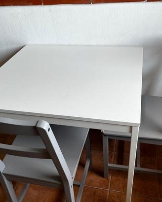 Tavolo allungabile + sedie