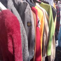 balle di abbigliamento usato al chilo