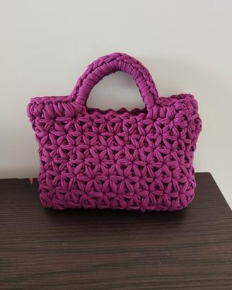 Borsa a mano artigianale  magenta/ciclamino 
