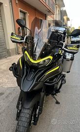 Benelli Trk 702 x
