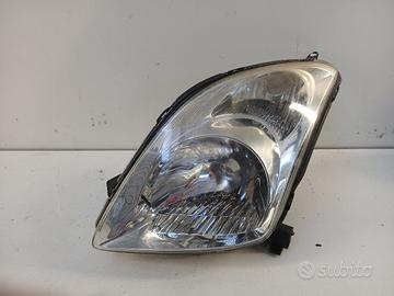 Faro ant sx SUZUKI SWIFT III '05