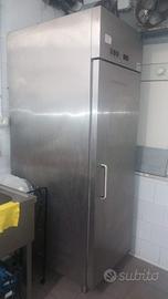 Frigorifero armadio refrigerato azienda ISA