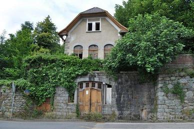 Immobile in asta di 1541 m² con più di 5 locali e 