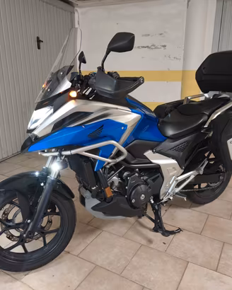 Honda NC750X (2022)- Full Optional | Garanzia 2028