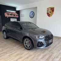 Audi Q3 40 TDI quattro S tronic Identity Black