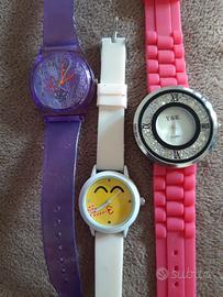 Orologi colorati