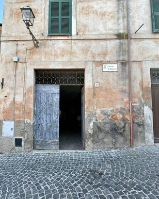 Immobile di 82 m² a Tuscania