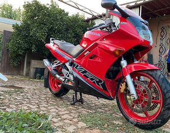 Honda VFR 750