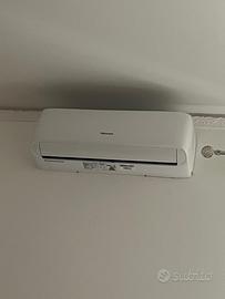 2 Climatizzatori Hisense Easy Smart 12000 Btu A++