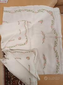 Tovaglia da pranzo con 12 tovaglioli 