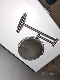 Specchio bagno da parete orientabile – ingranditor