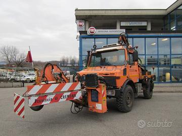 Mercedes Unimog U1250 Lama trincia falcia erba