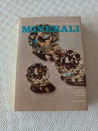 Enciclopedia illustrata dei minerali-J. KOURIMSKI