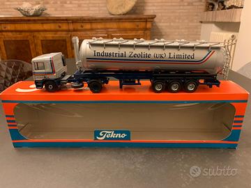 Modellino camion Tekno