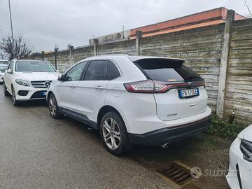Sinistrata Ford Edge Titanium Powershift Autom2018