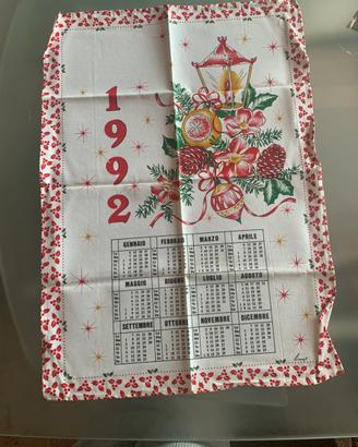 Strofinaccio da cucina (calendario 1992)