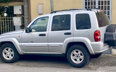 Jeep cherokee 2003