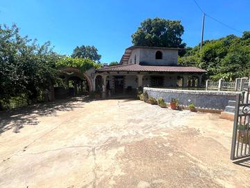 Rif.RI338| casa ind. borgia