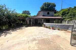 Rif.RI338| casa ind. borgia