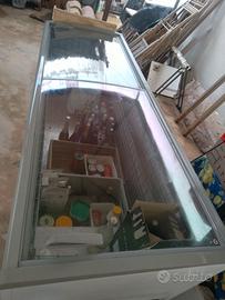Bancone frigo professionale