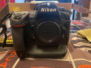 NIKON D2X